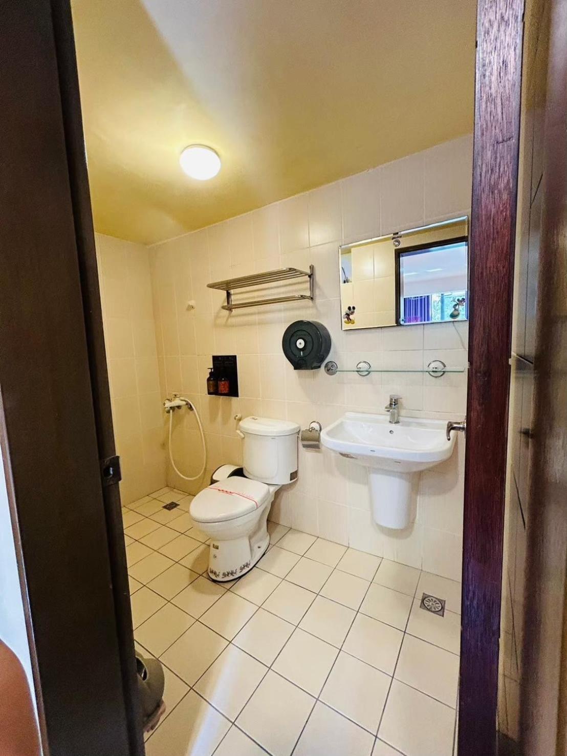 Miaoli Sanyi Travelling Homestay Dış mekan fotoğraf