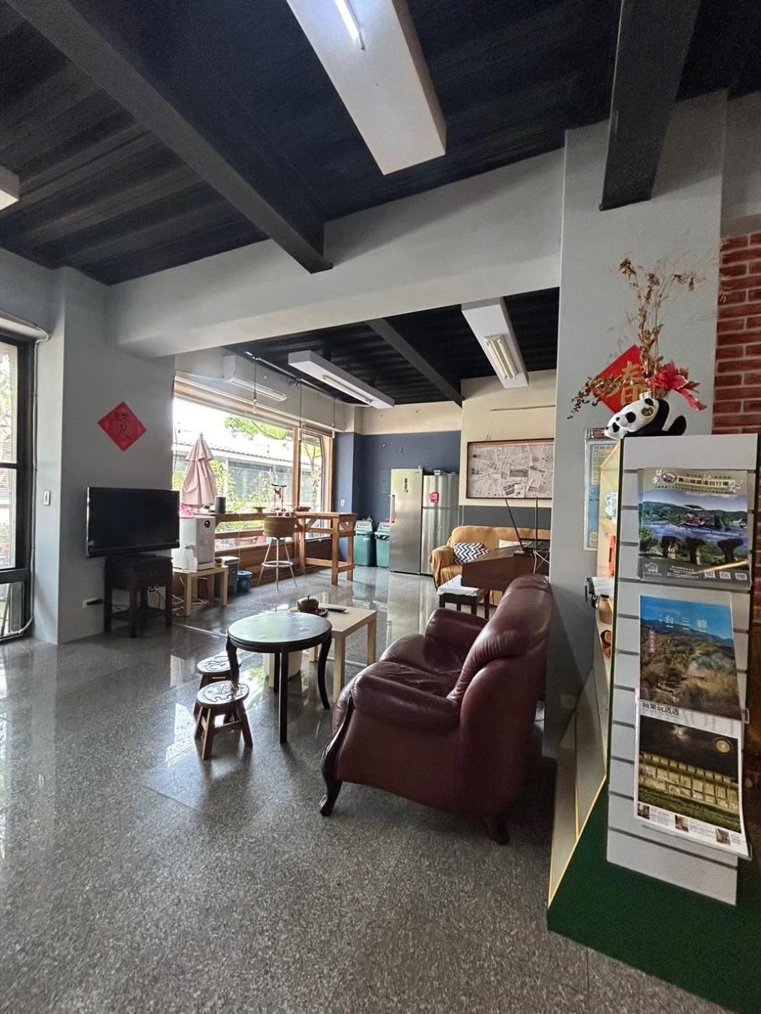 Miaoli Sanyi Travelling Homestay Dış mekan fotoğraf