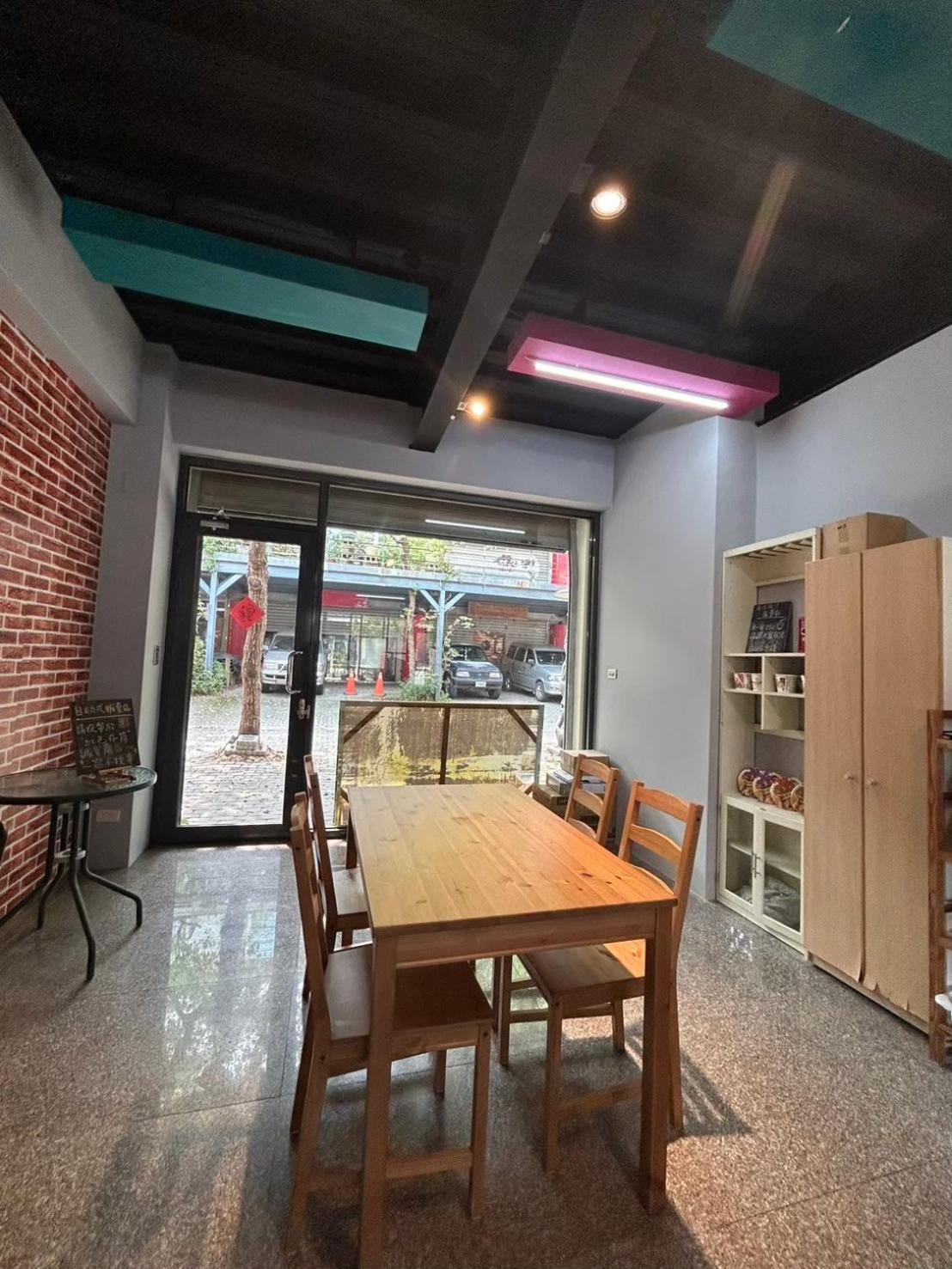Miaoli Sanyi Travelling Homestay Dış mekan fotoğraf
